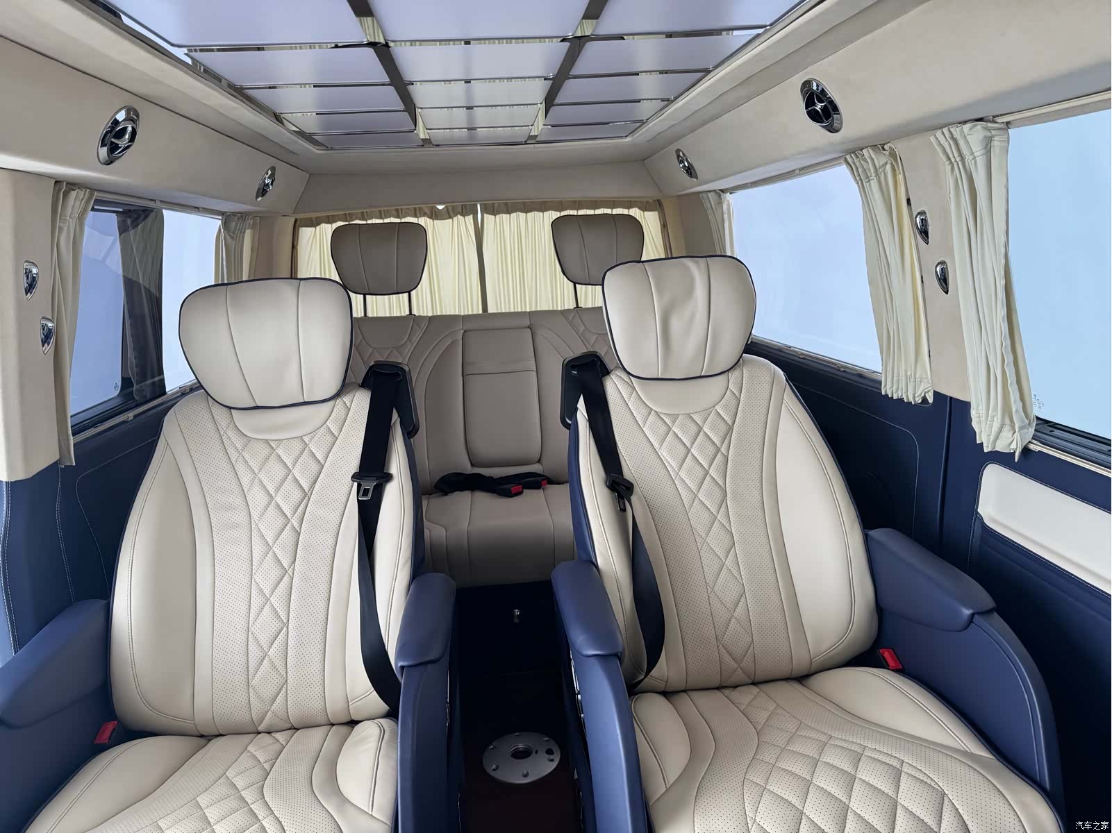 Volkswagen 7, 2019 9