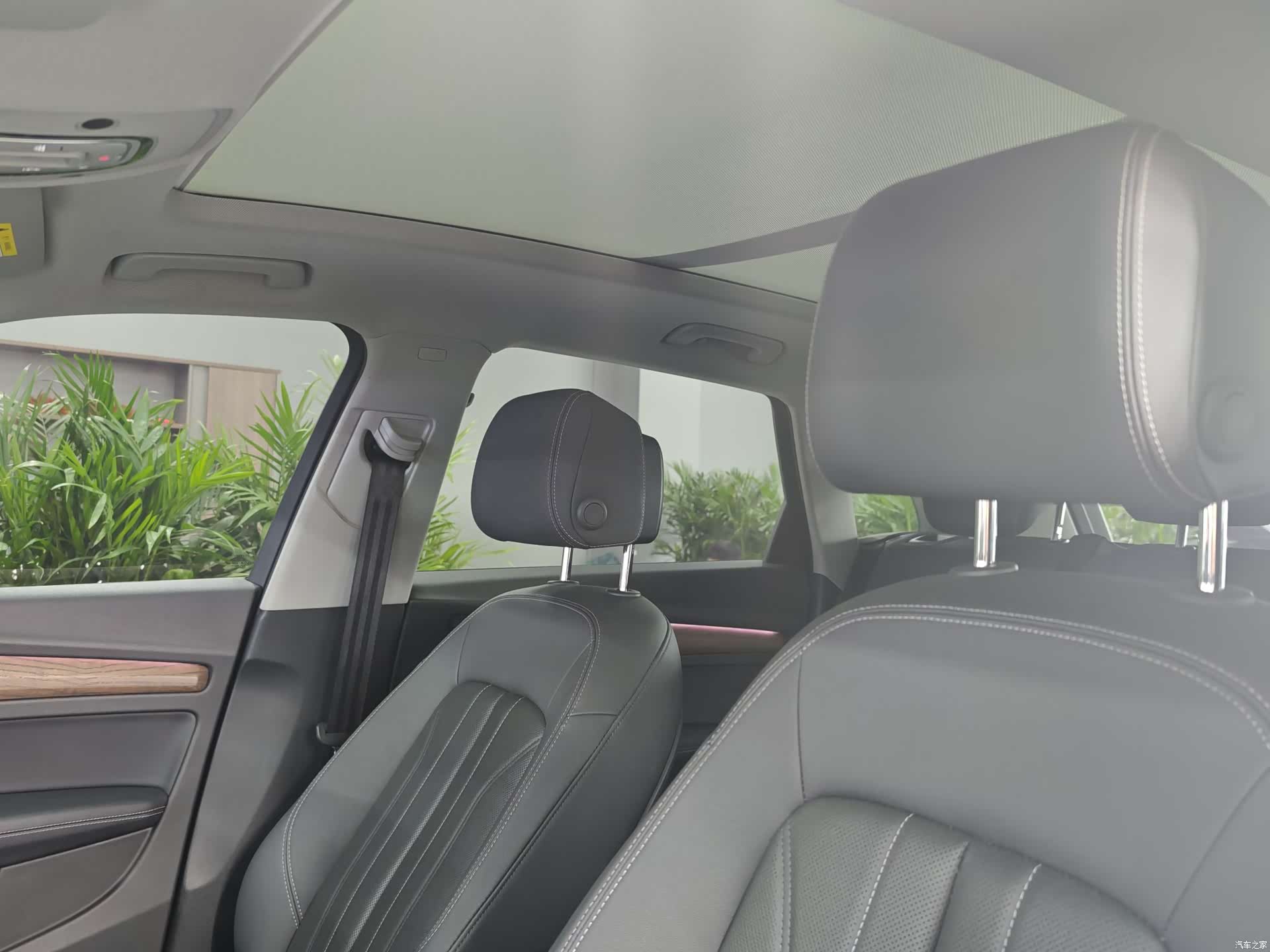 Audi Q5L, 2022 8