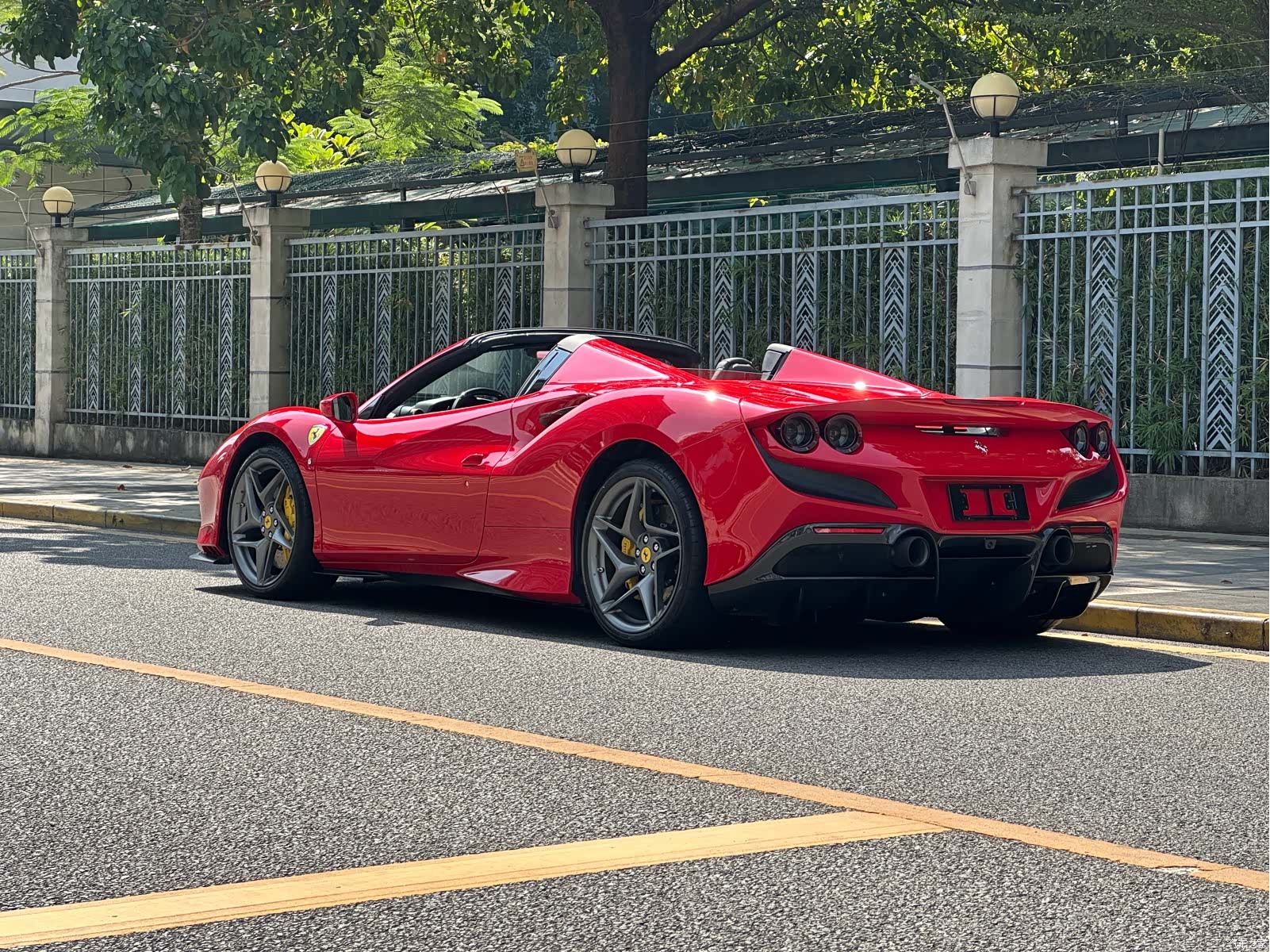 Ferrari F8, 2023 3