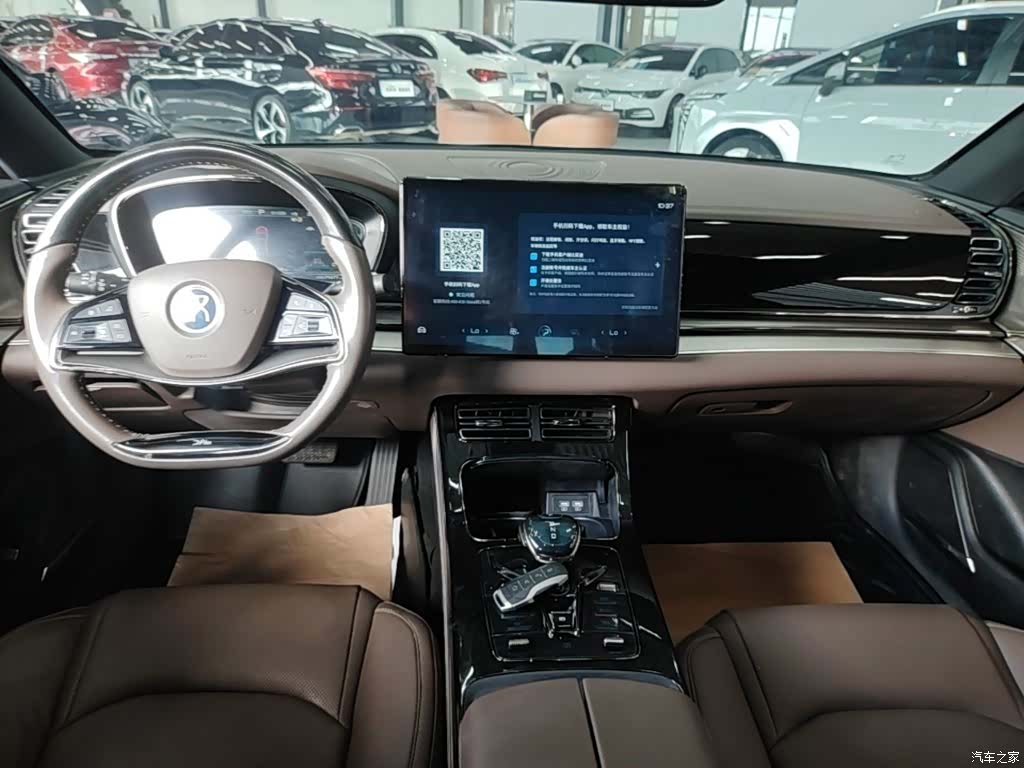 BYD Han, 2023 13