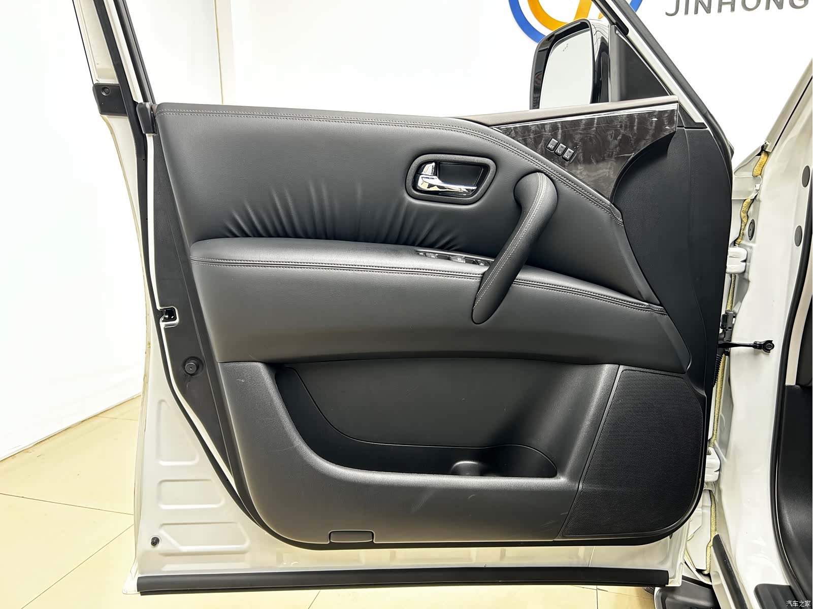 Nissan Patrol, 2023 31