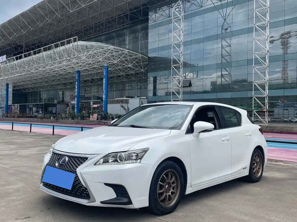 Lexus CT