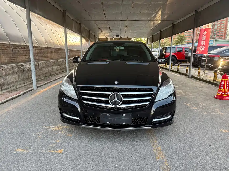 Mercedes-Benz R-class
