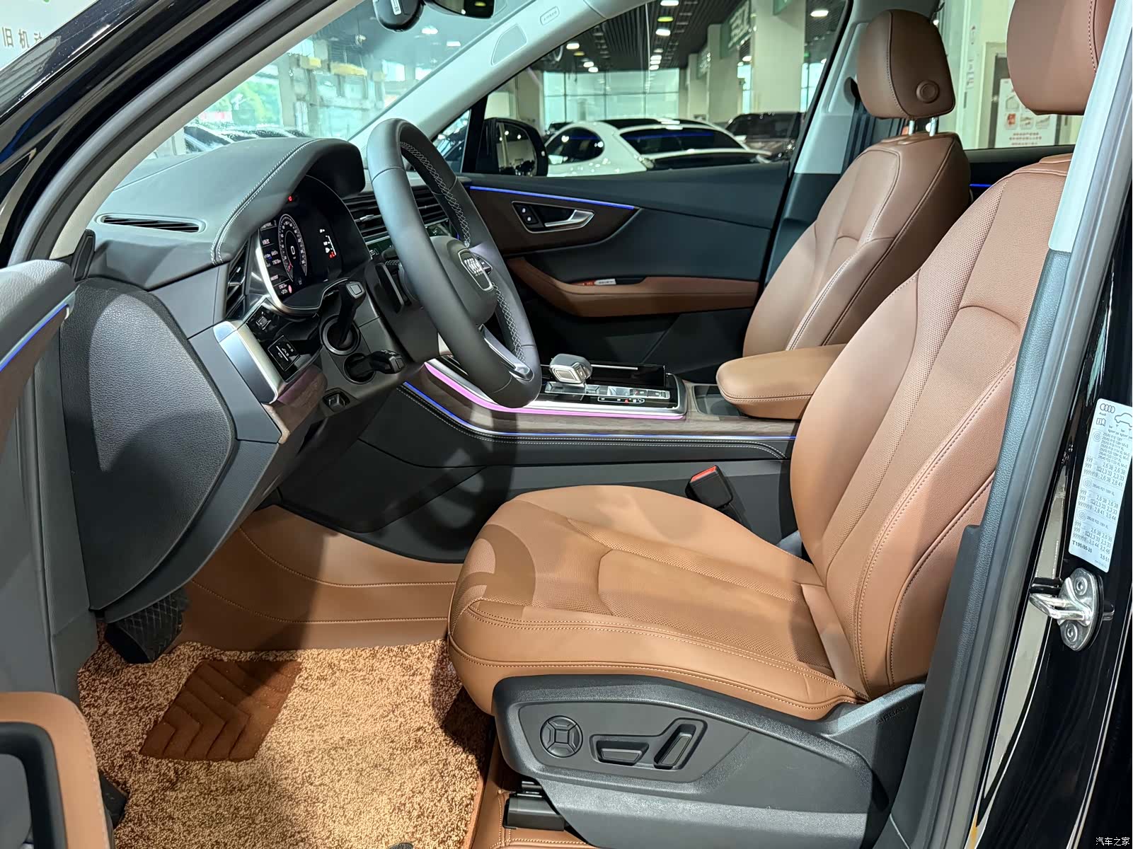 Audi Q7, 2026 4