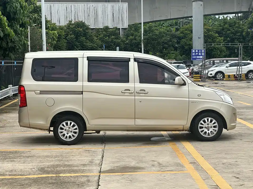 Wuling Wuling Rongguang V