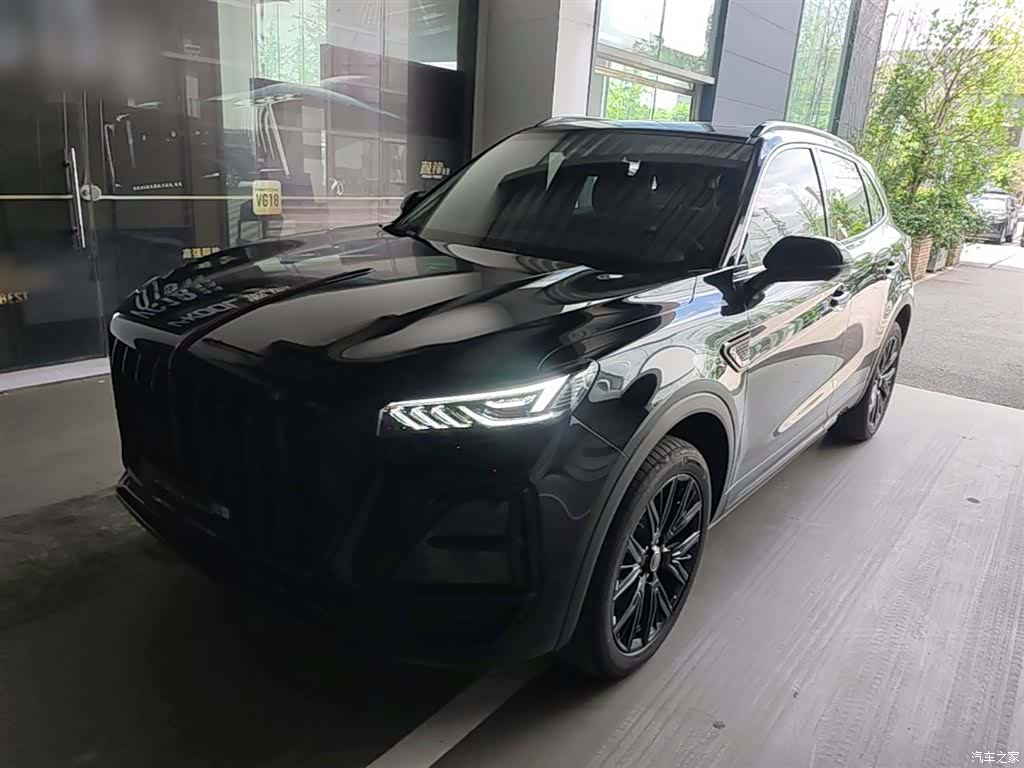 Hongqi HS5, 2025 1