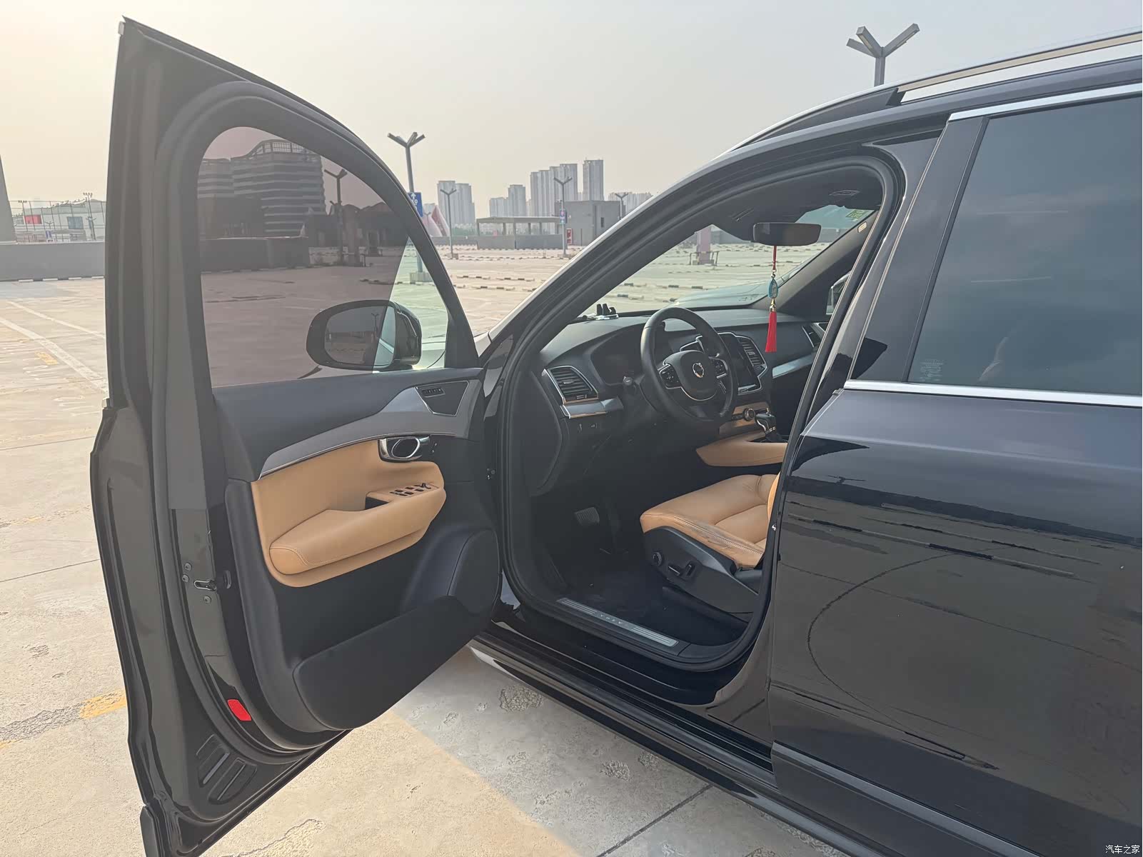 Volvo XC90, 2017 11