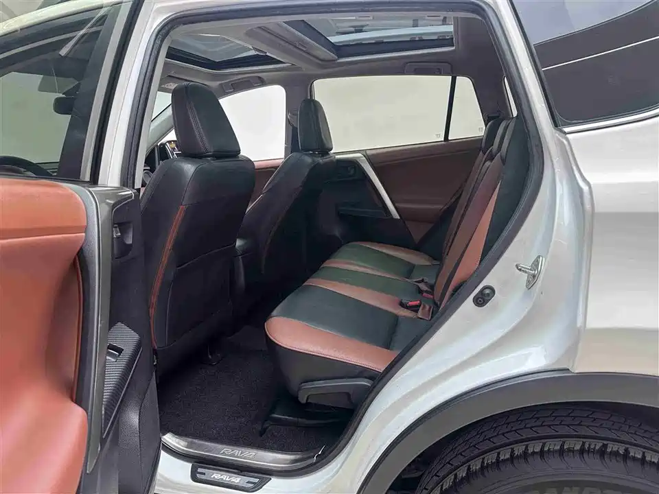 Toyota RAV4 Rongfang