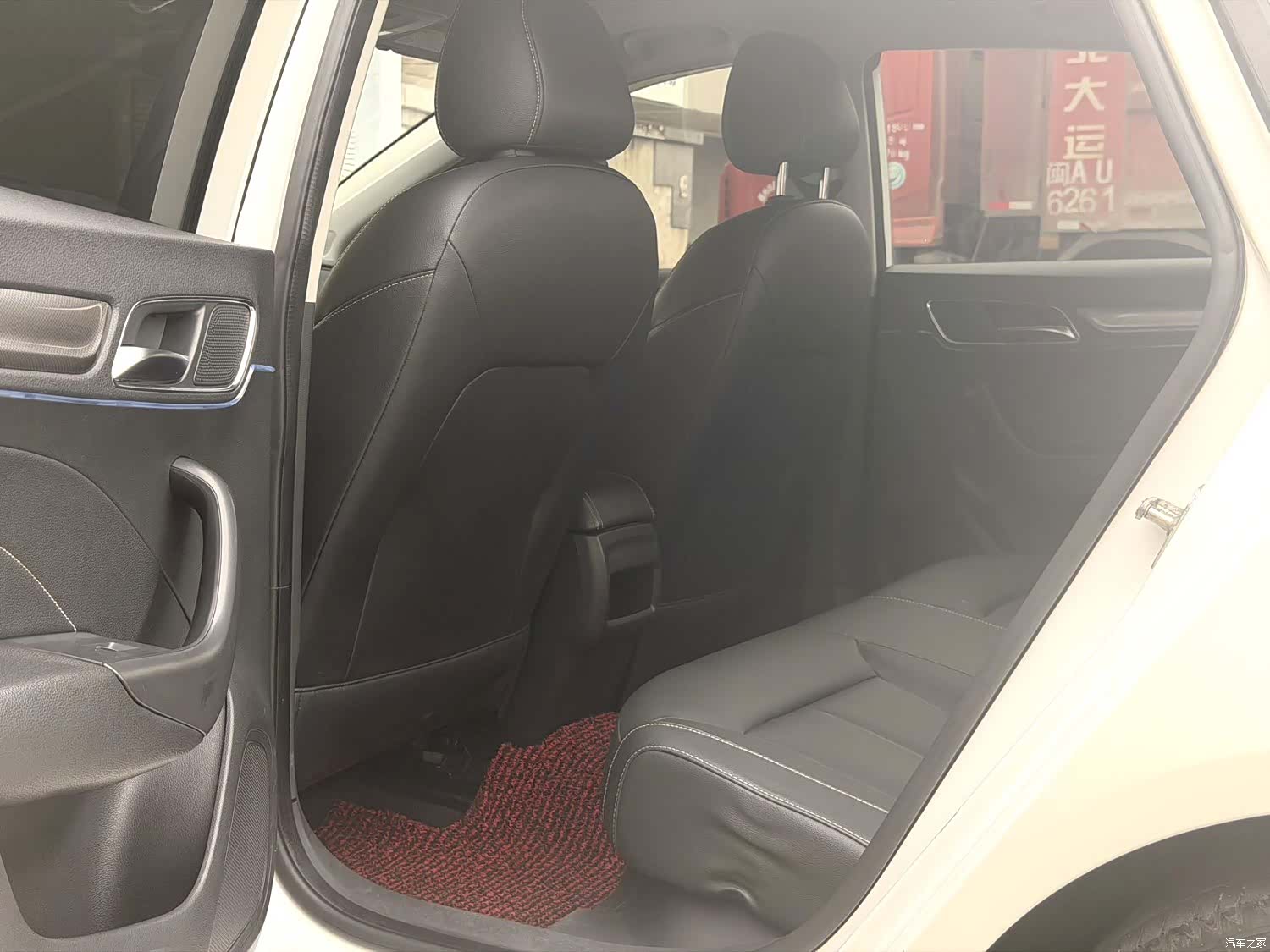 Roewe i6, 2018 все фото