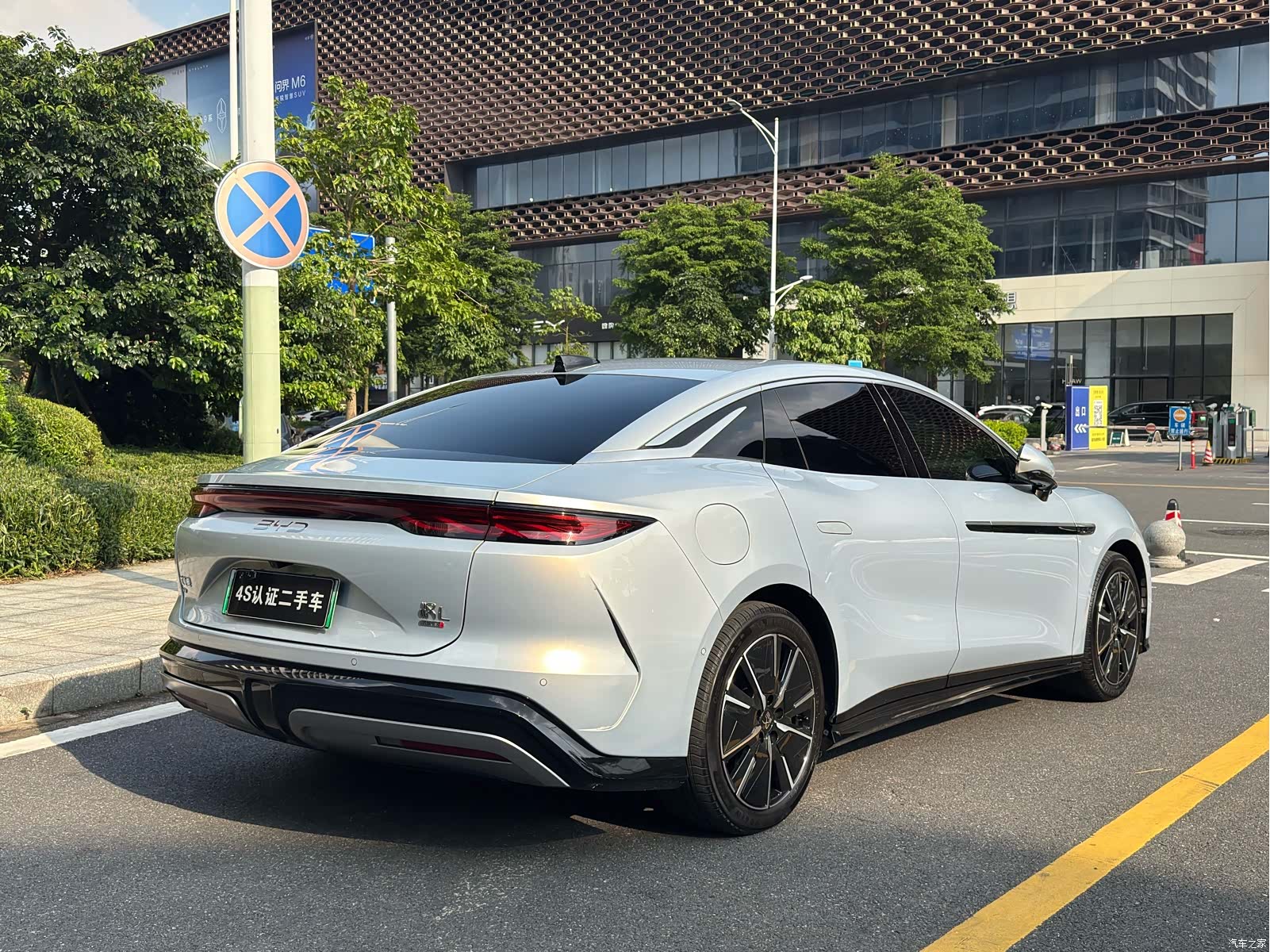 BYD Han, 2025 4