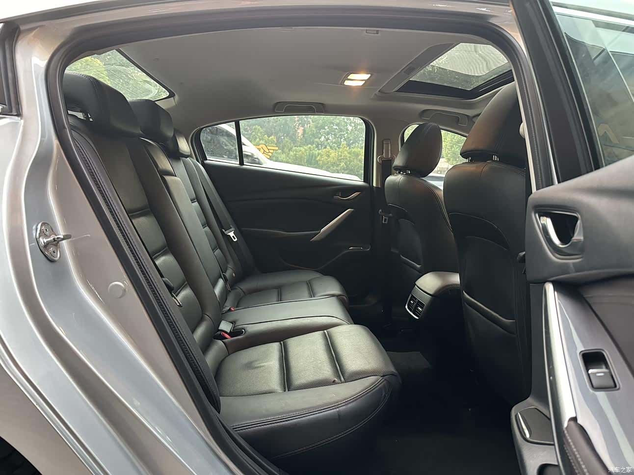 Mazda Atenza, 2018 11