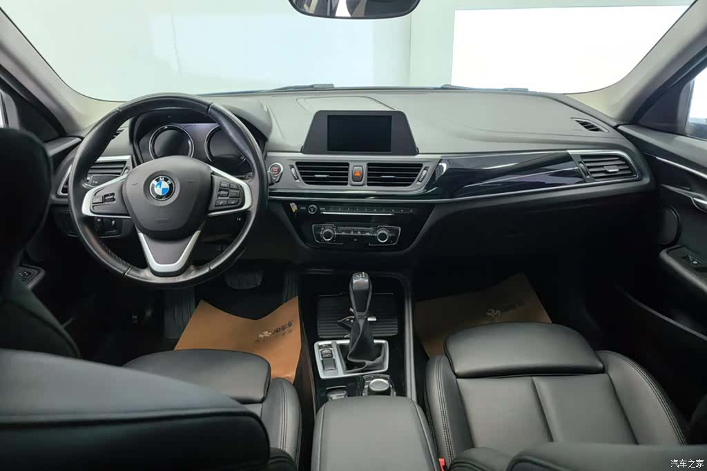 BMW 1 Series, 2018 12