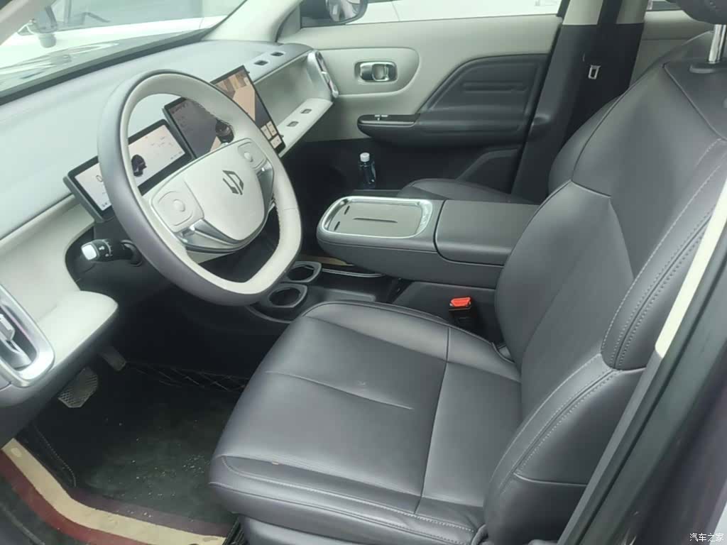 Leapmotor B10, 2025 15