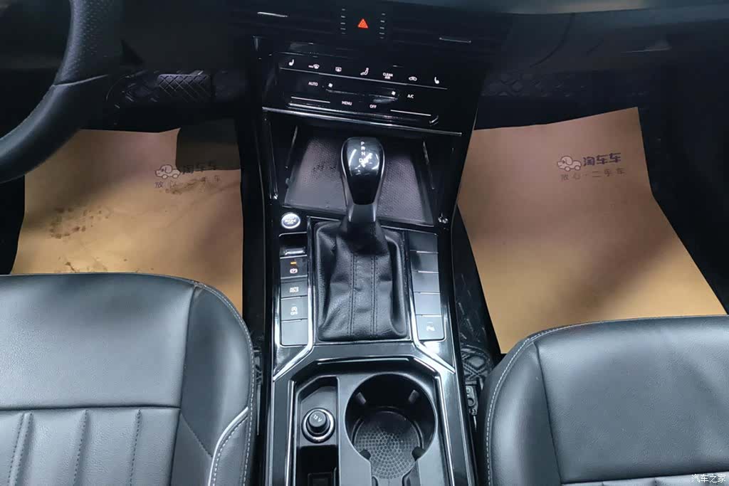 Volkswagen Passat, 2022 16