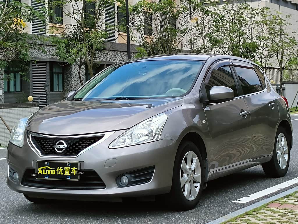 Nissan TIIDA