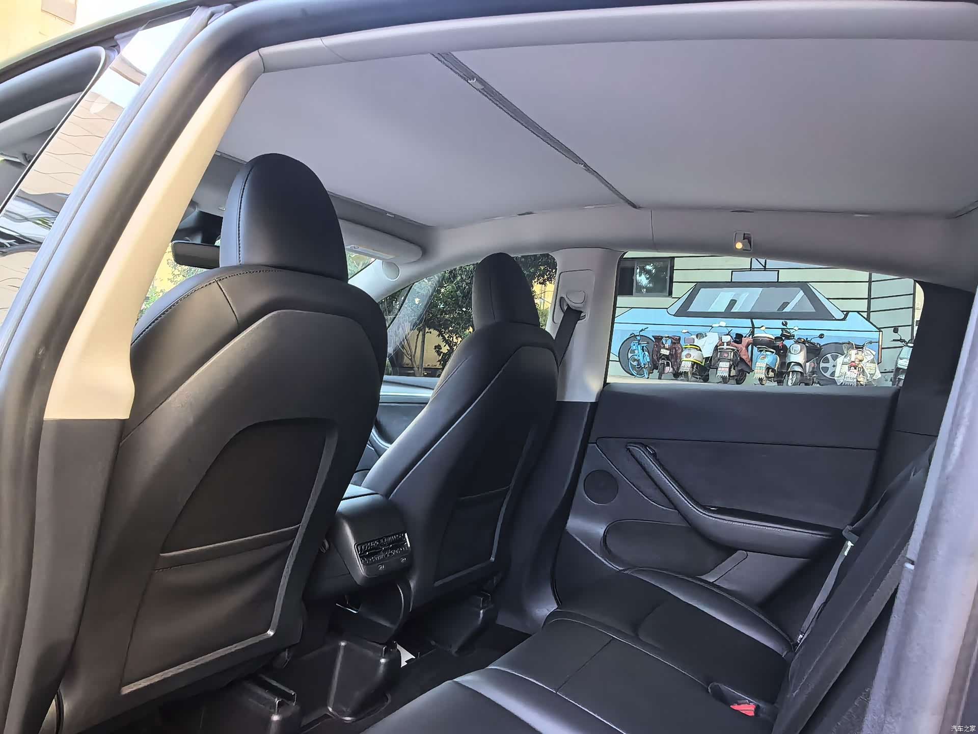 Tesla Model Y, 2024 13