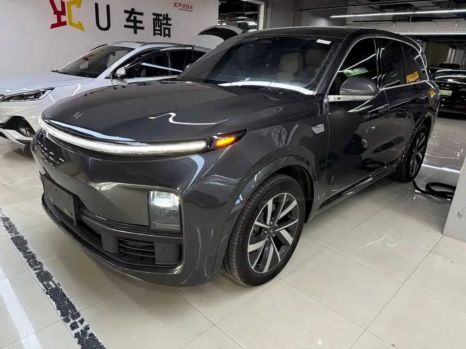 Li Auto Ideal L8