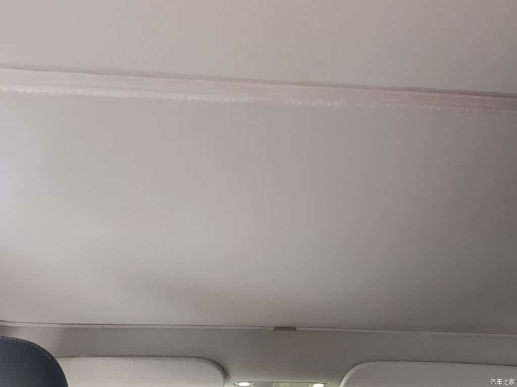 Tesla Model Y, 2023 18