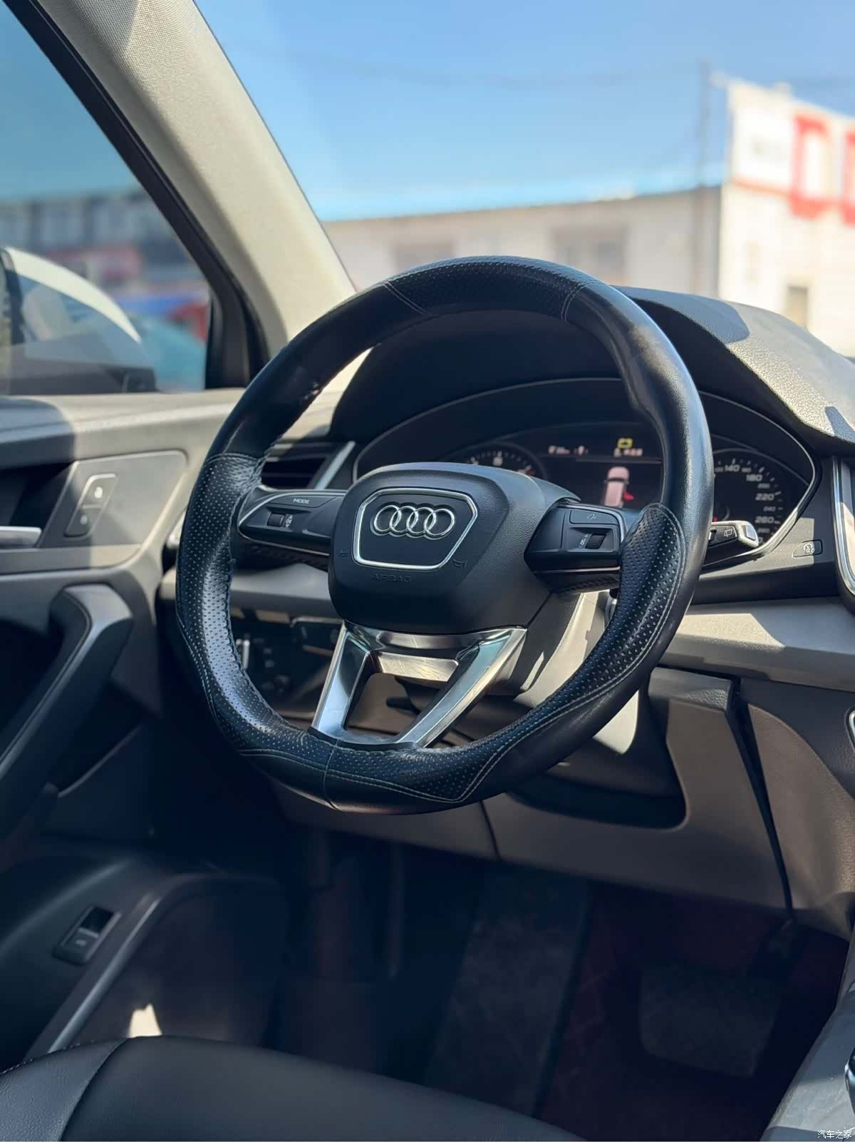 Audi Q5L, 2019 12