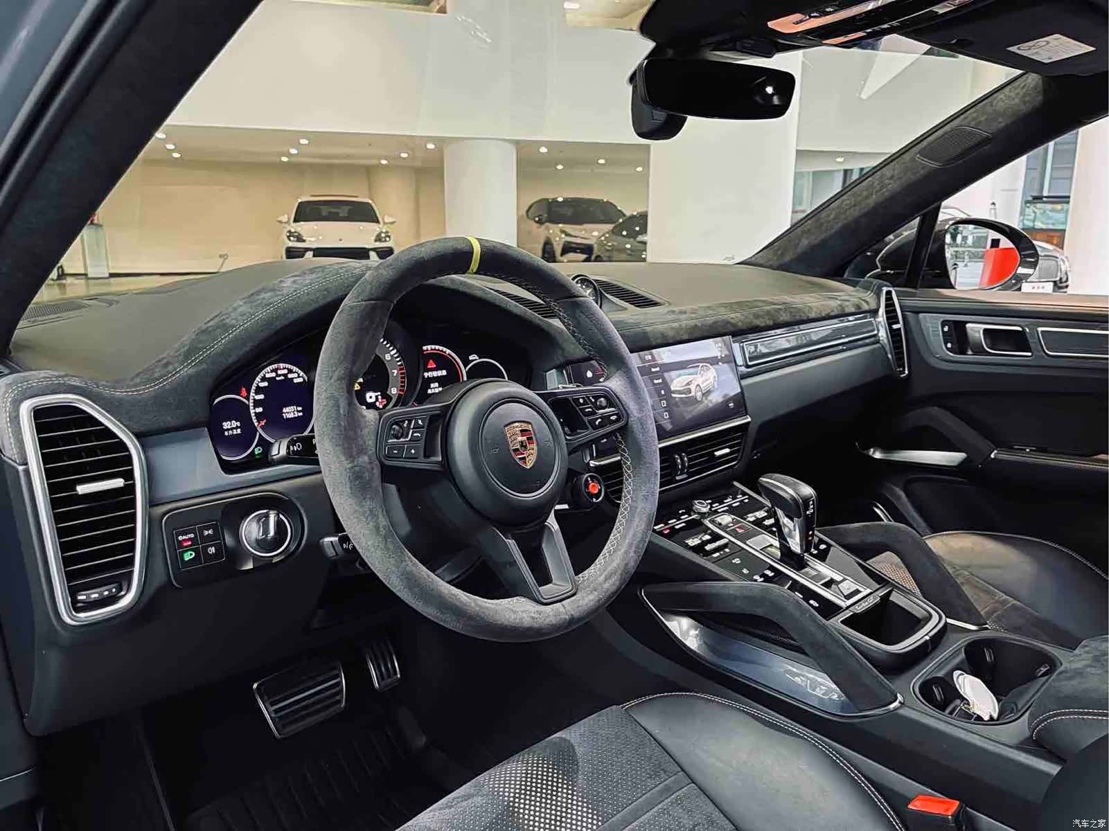 Porsche Cayenne, 2023 4