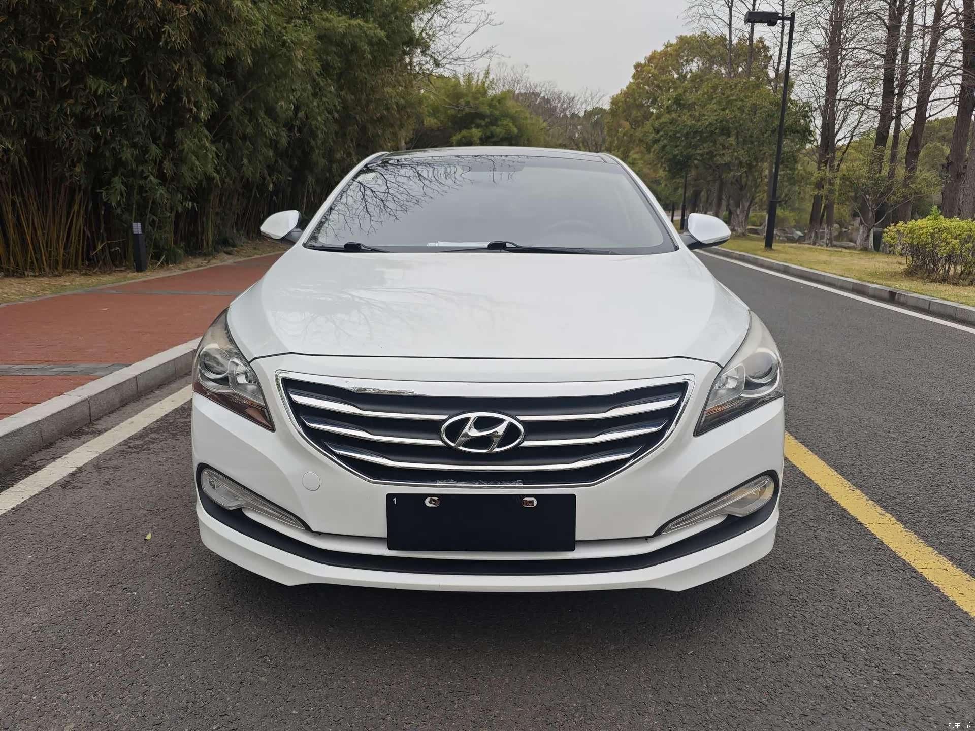 Hyundai DLX, 2015 2