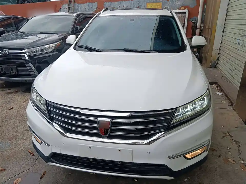 Roewe RX5