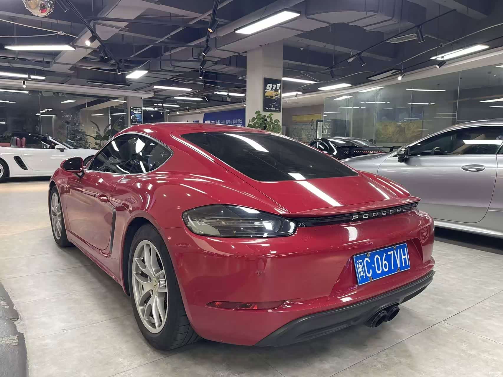 Porsche Cayman, 2019 6