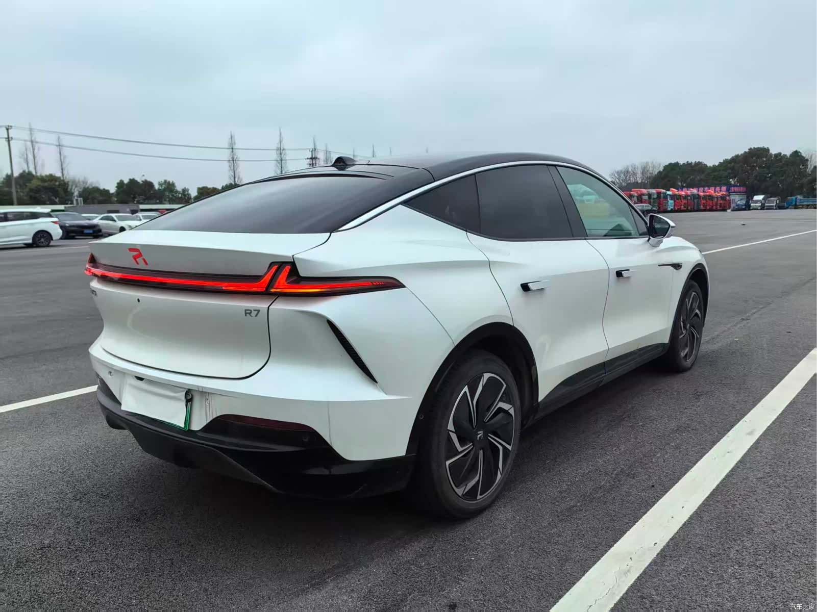 Rising Auto R7, 2023 7