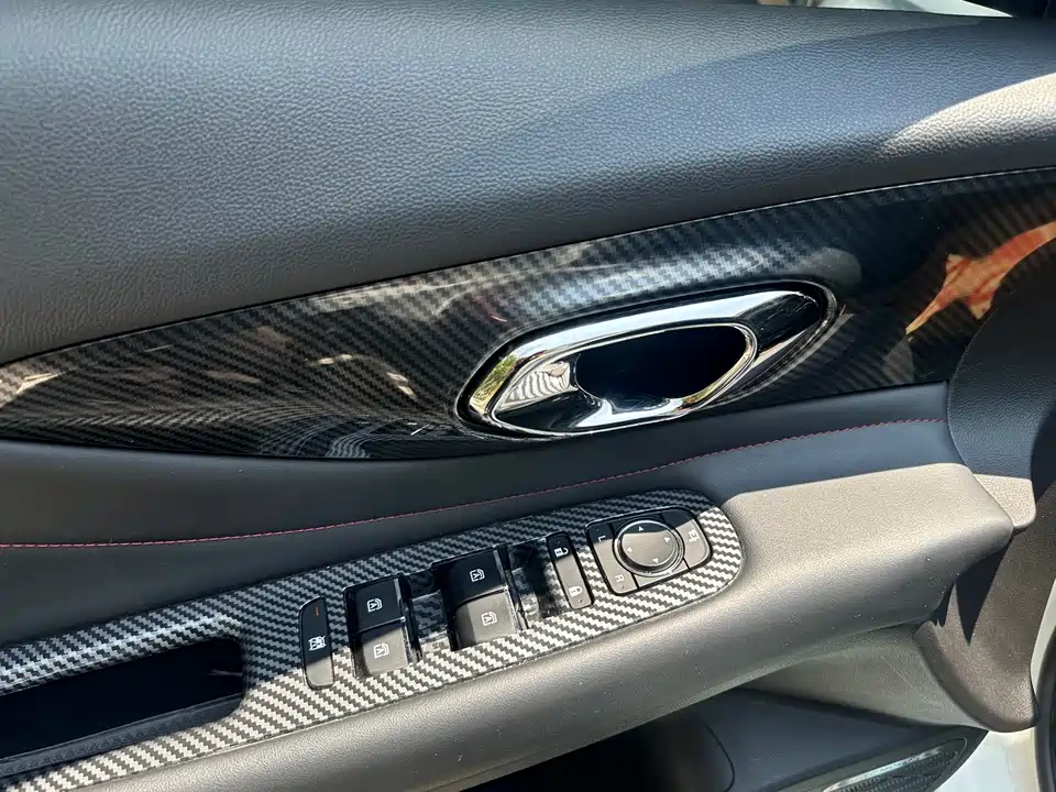 Trumpchi Shadow Leopard