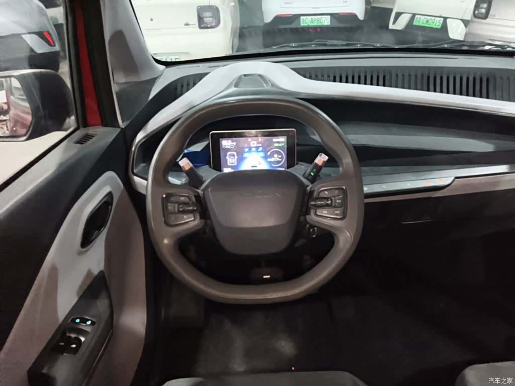 Wuling E200, 2019 11