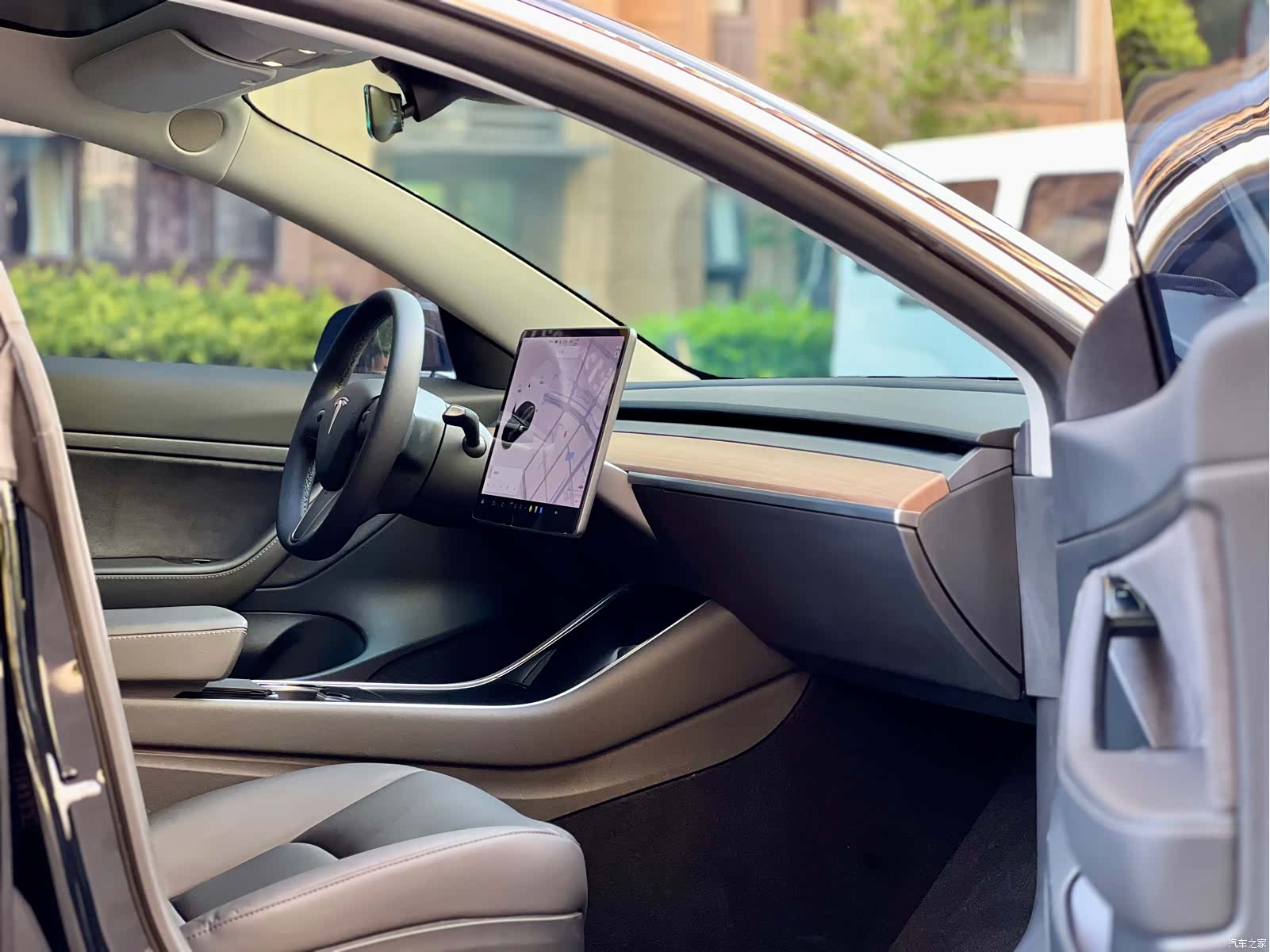 Tesla Model 3, 2021 16