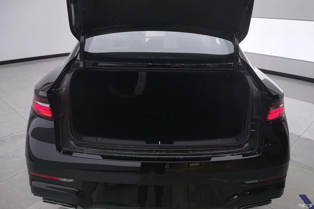 Geely Preface, 2026 4