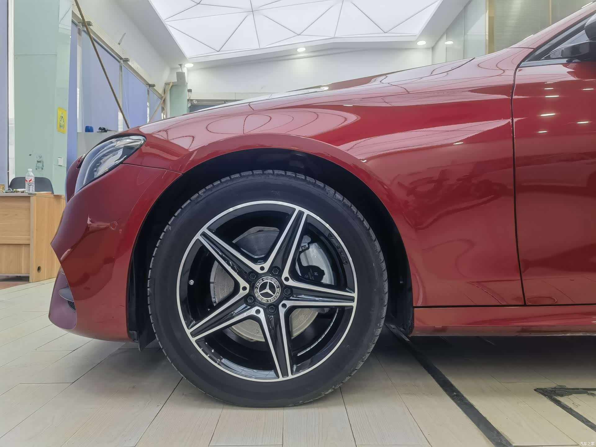 Mercedes-Benz E-Class, 2019 12