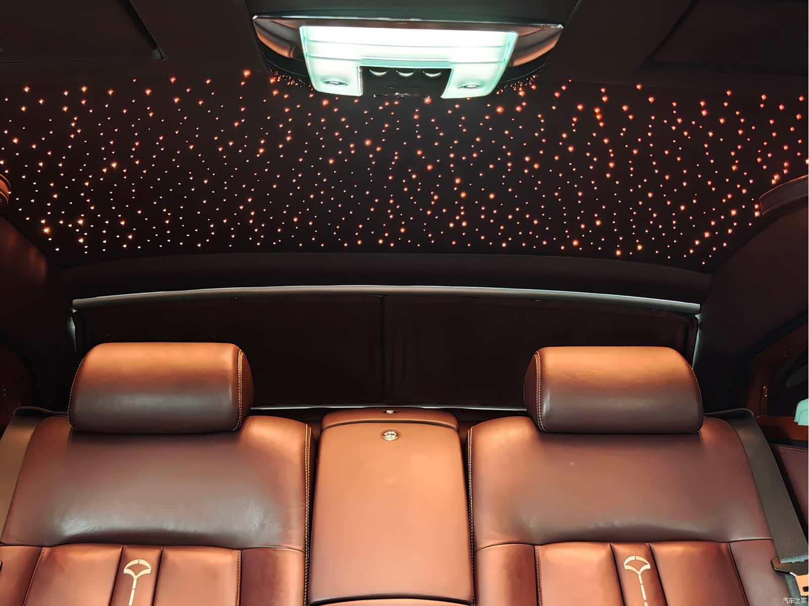 Rolls-Royce Phantom, 2016 20