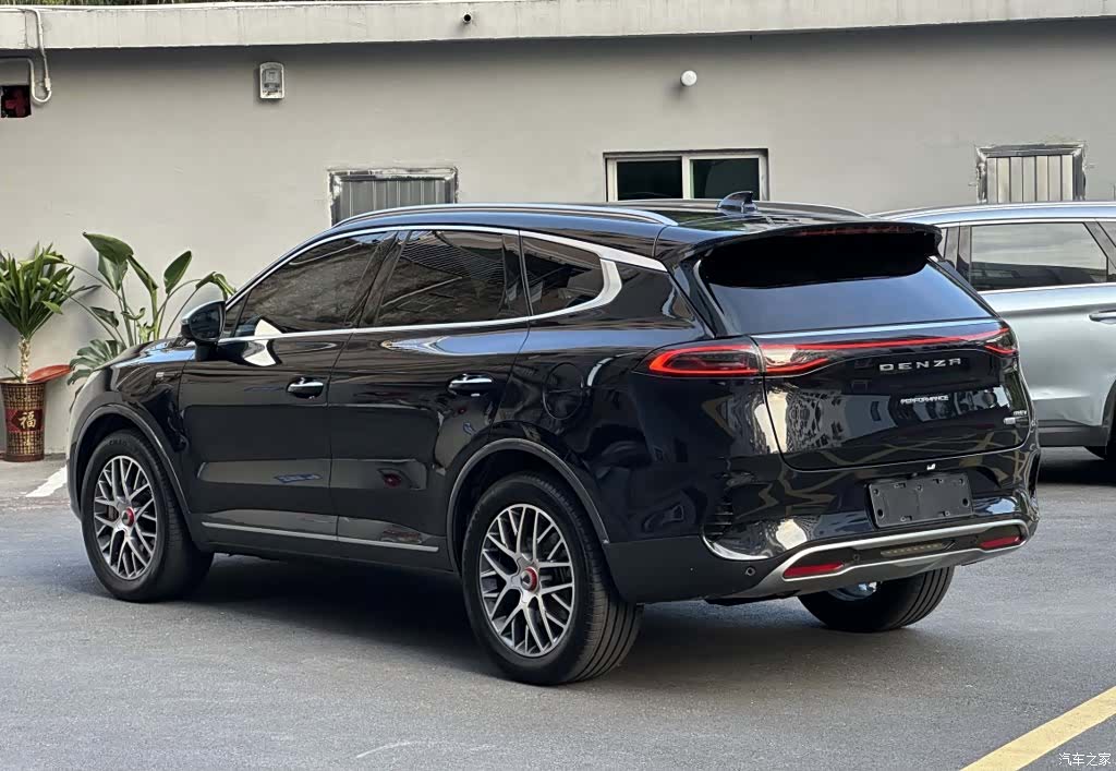 Denza X, 2021 9