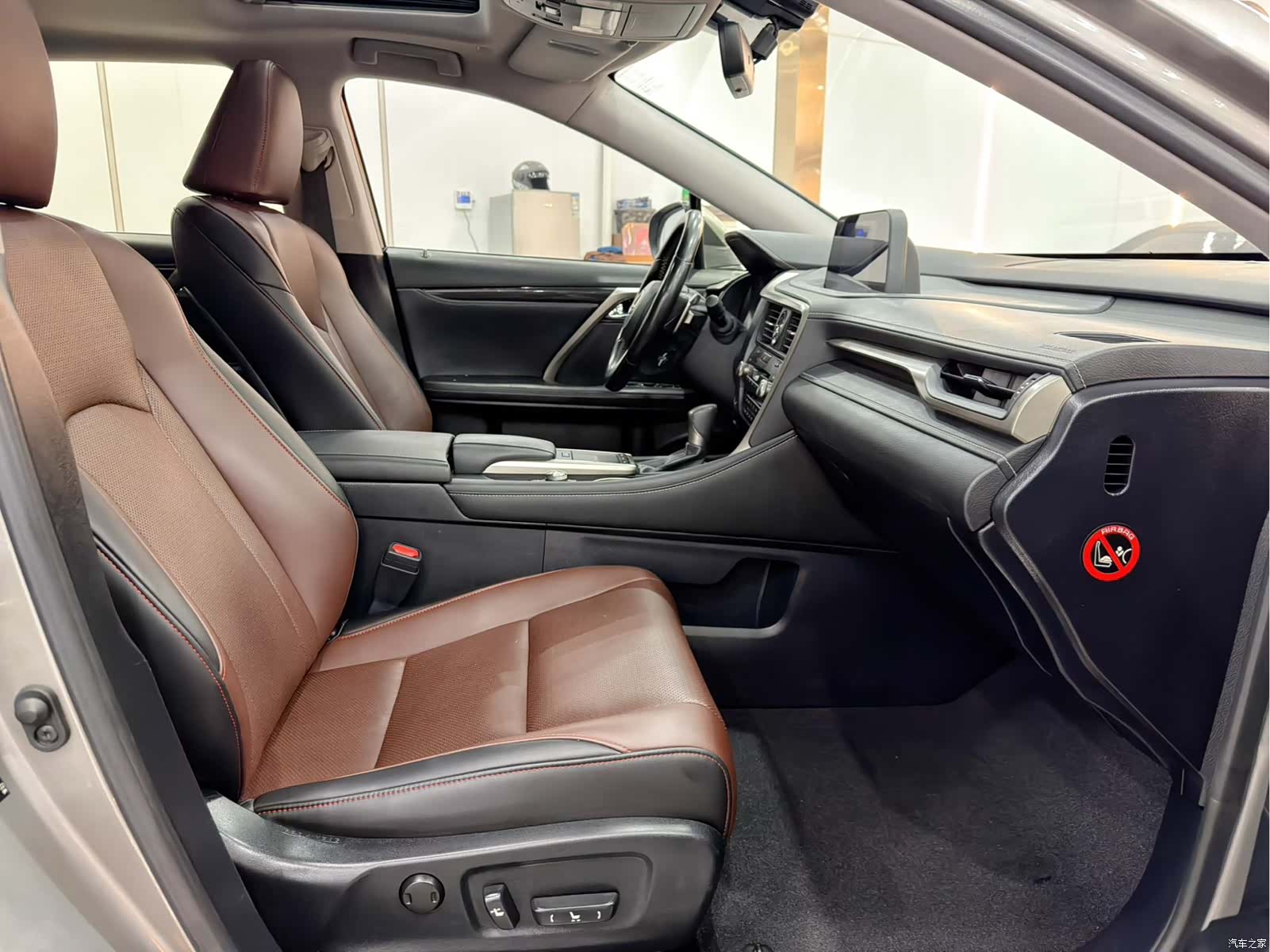 Lexus RX, 2020 9
