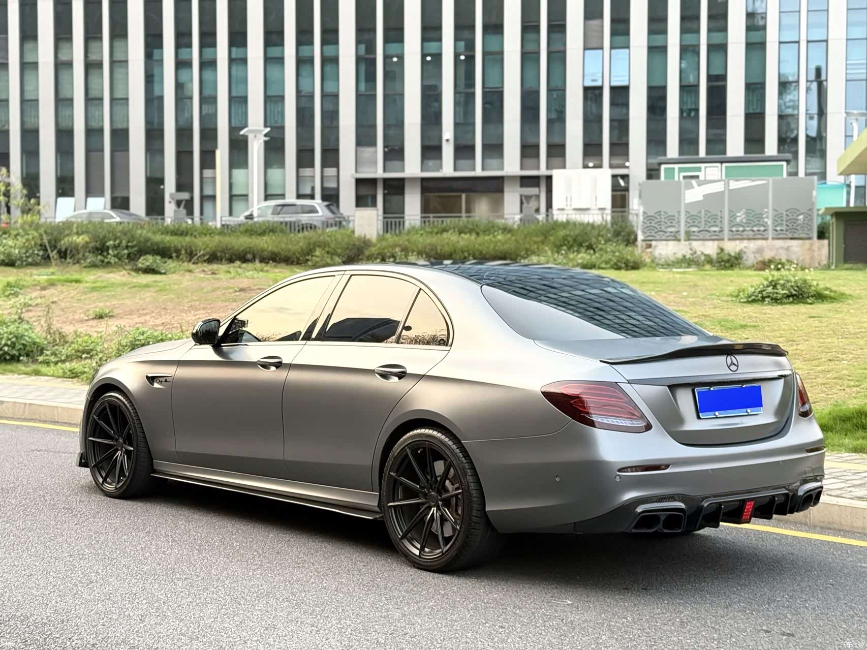 Mercedes-Benz E-Class, 2019 16