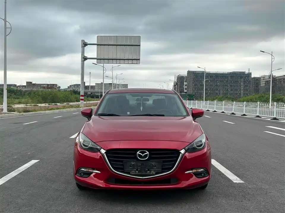 Mazda 3 Angkesaila
