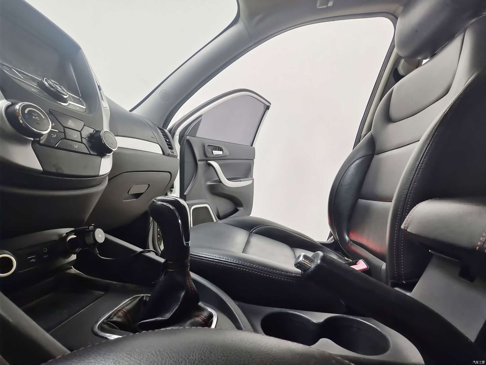 Changan CS35, 2016 12