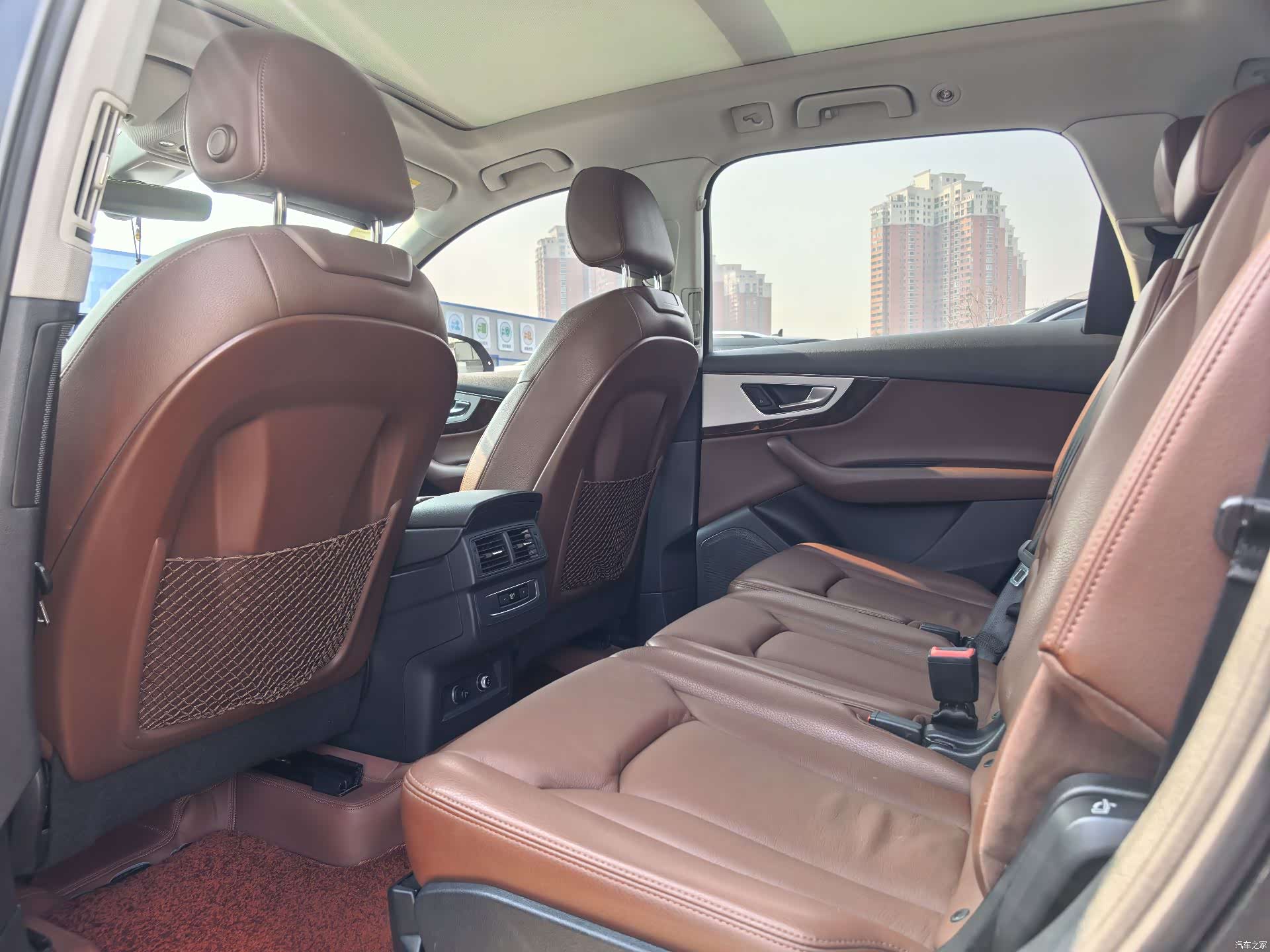 Audi Q7, 2019 11