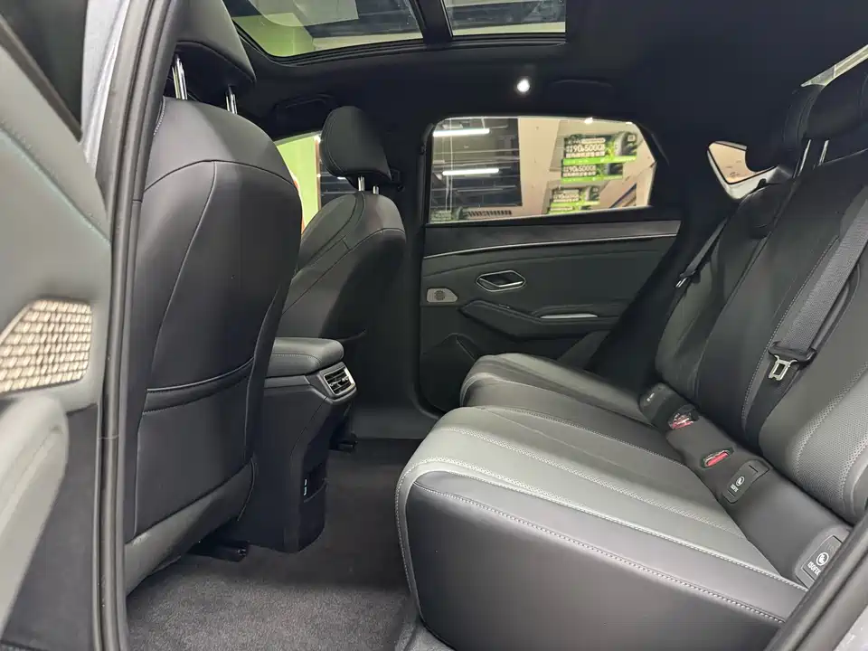 BYD Qin L