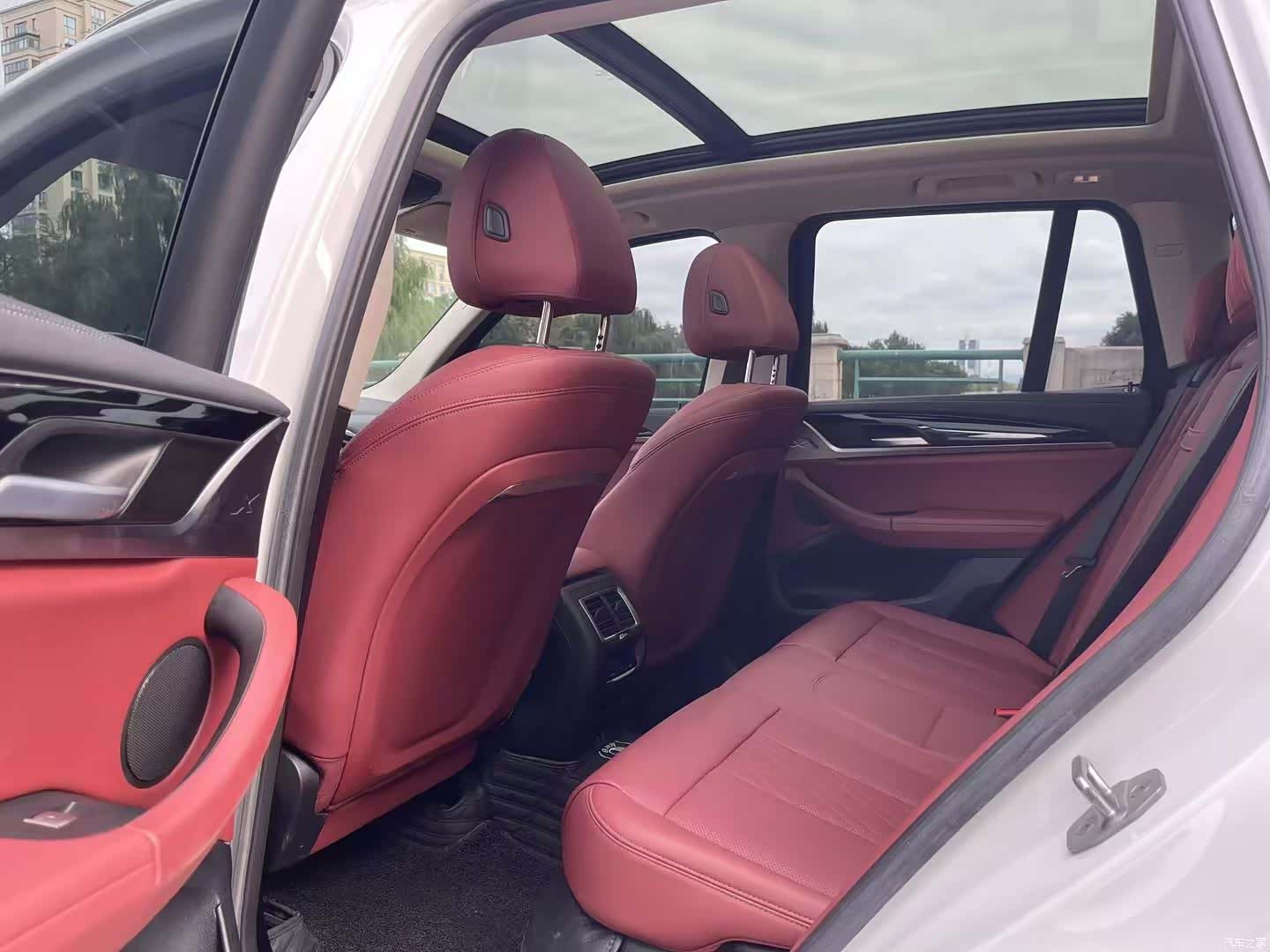 BMW X3, 2024 все фото