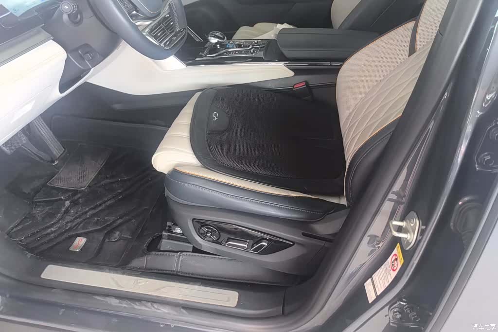 BYD Tang, 2023 9