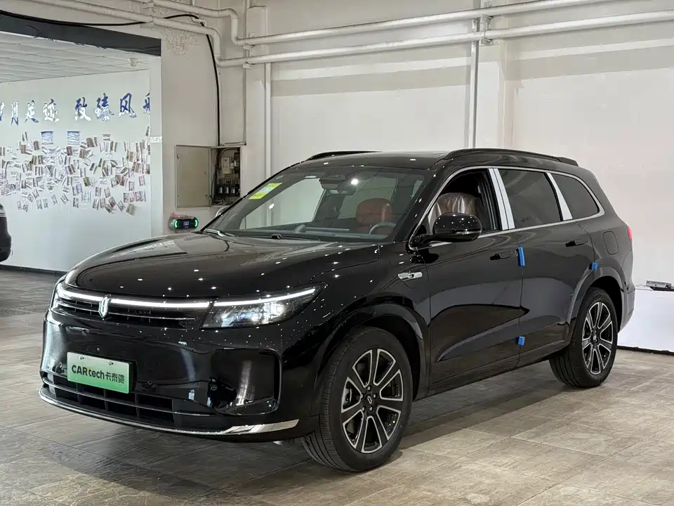 AITO Ask the world M7