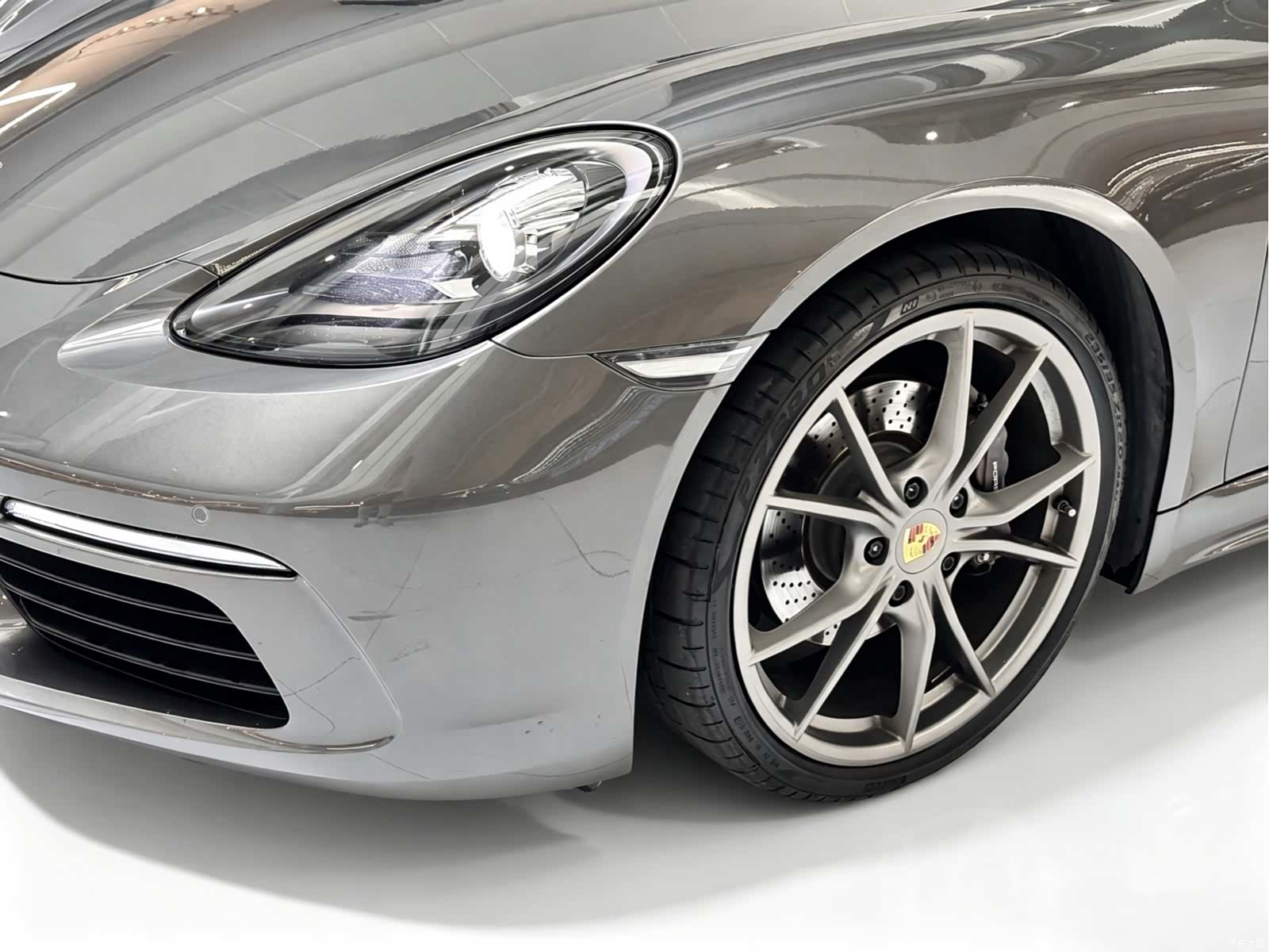 Porsche Cayman, 2020 7