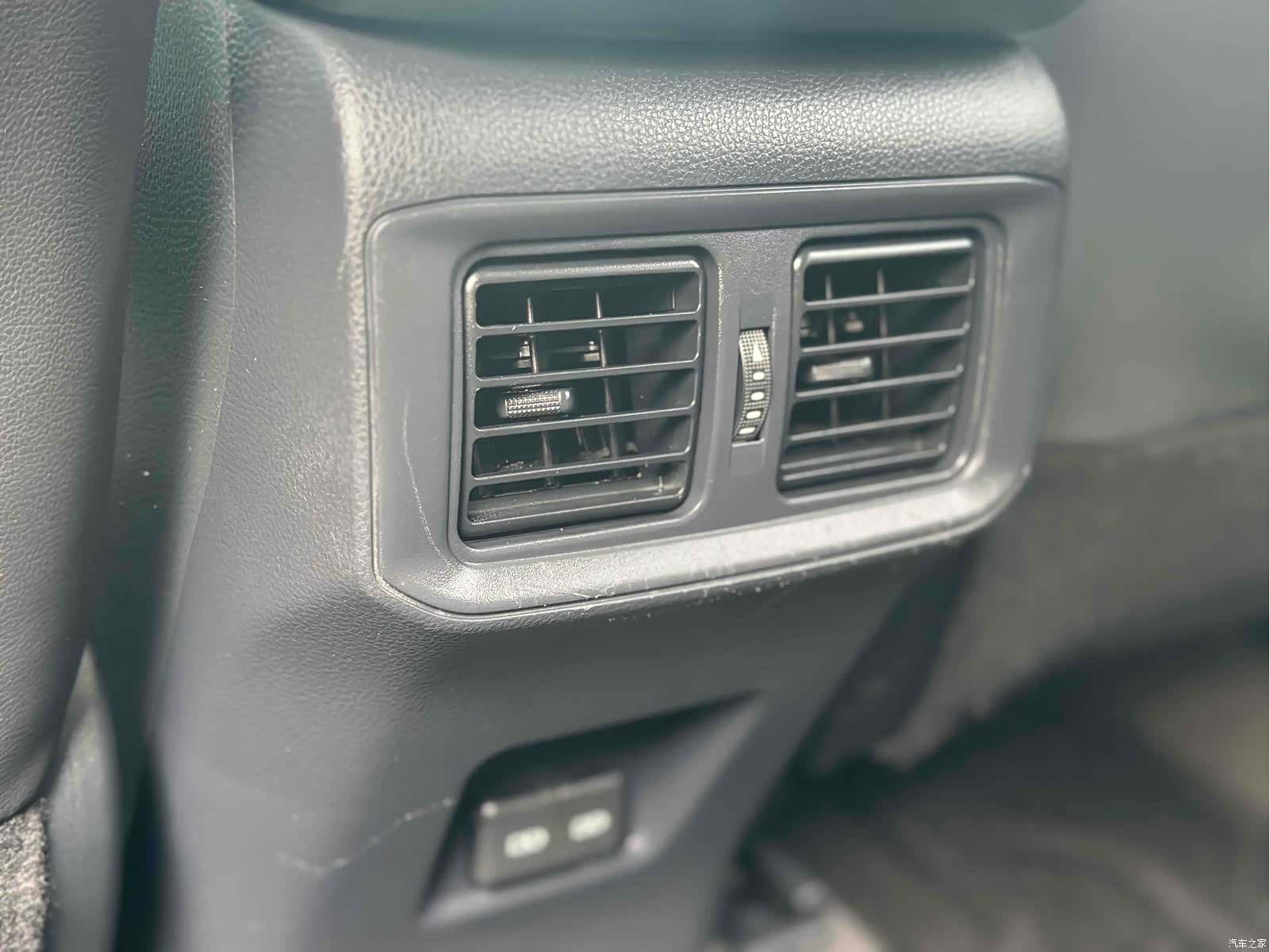 Toyota RAV4, 2022 18