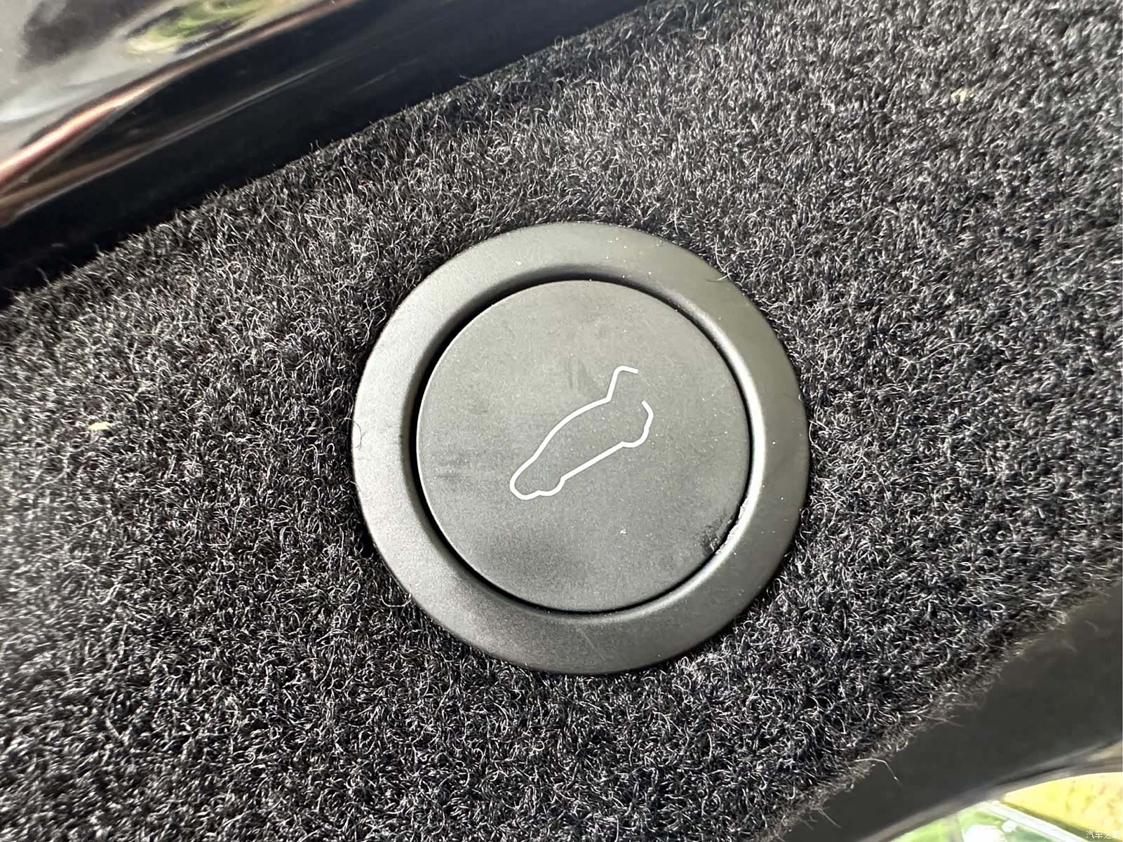Tesla Model 3, 2025 21