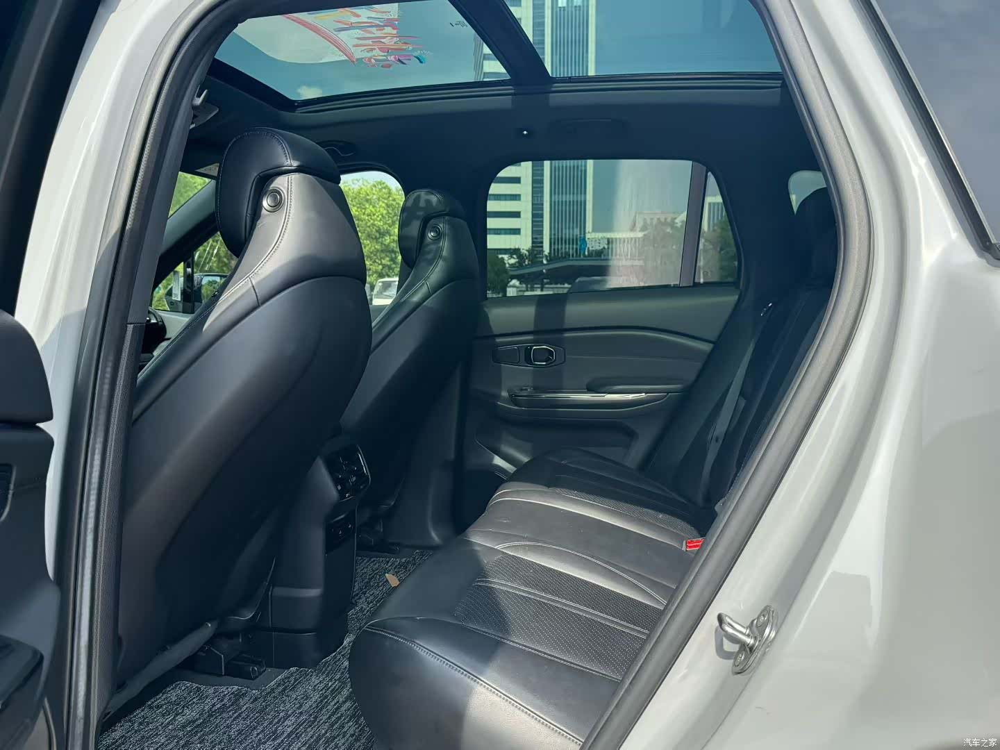 NIO ES6, 2022 7