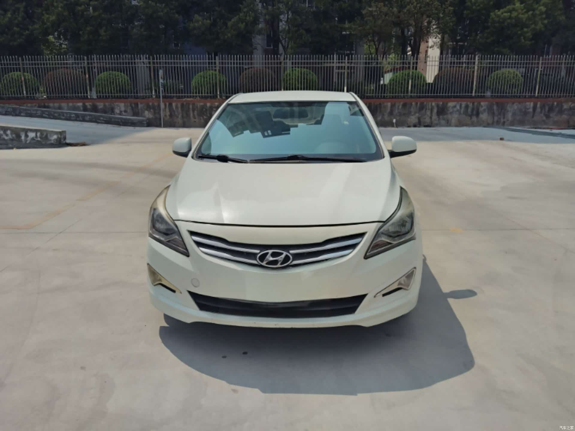Hyundai GLS, 2014 2