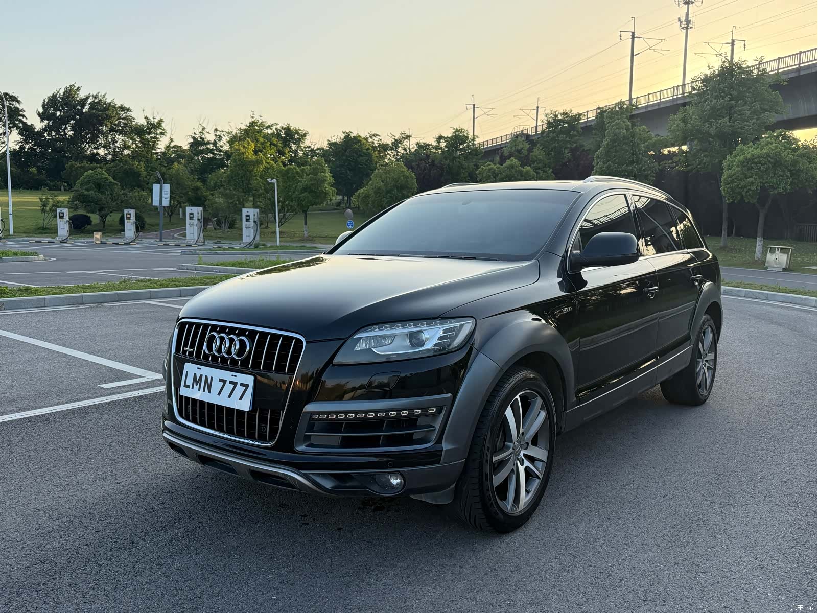 Audi Q7, 2015 1